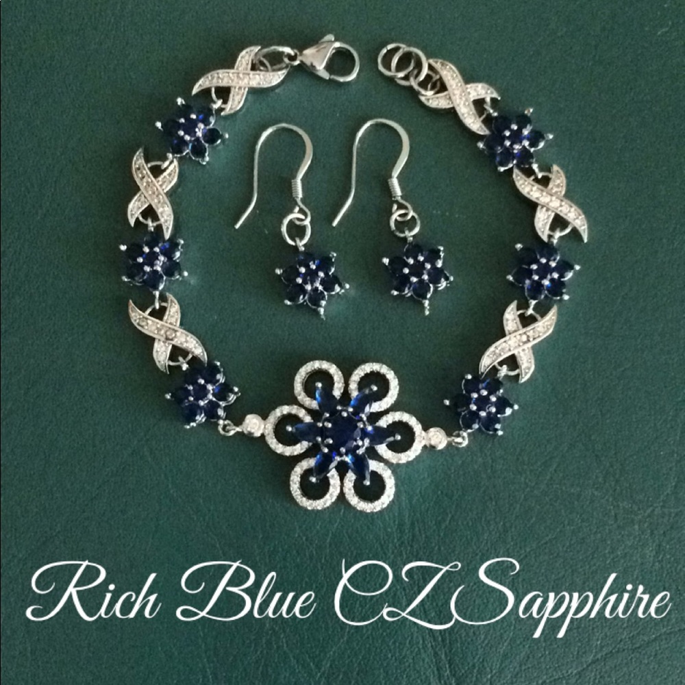 🆕Gorgeous Rich Blue Set of Bracelet & Earrings ⭐️